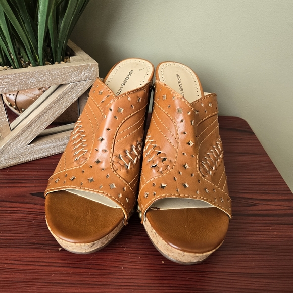 Adrienne Vittadini Wedge sandals sz 8 - Picture 2 of 6